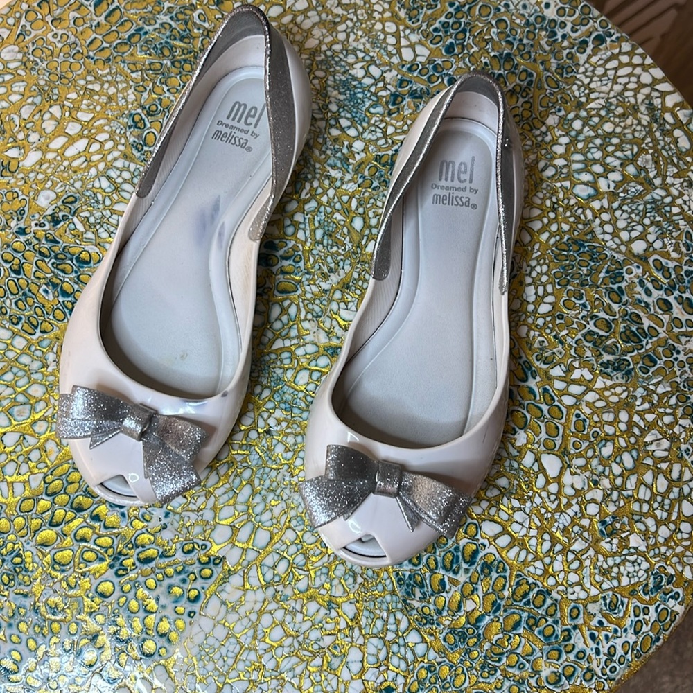 Mel Mini (Melissa) Kids Queen Ballet Flats, Silver Glitter